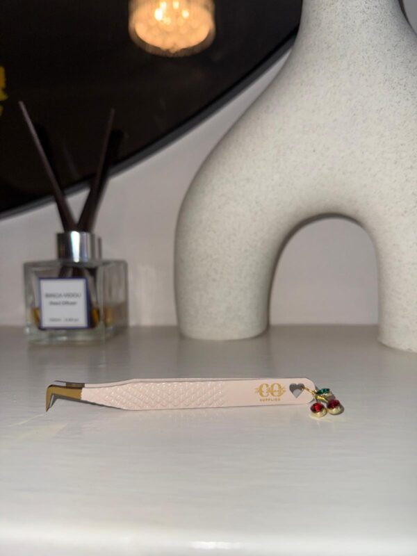 Cherry Slim Boot Tweezers