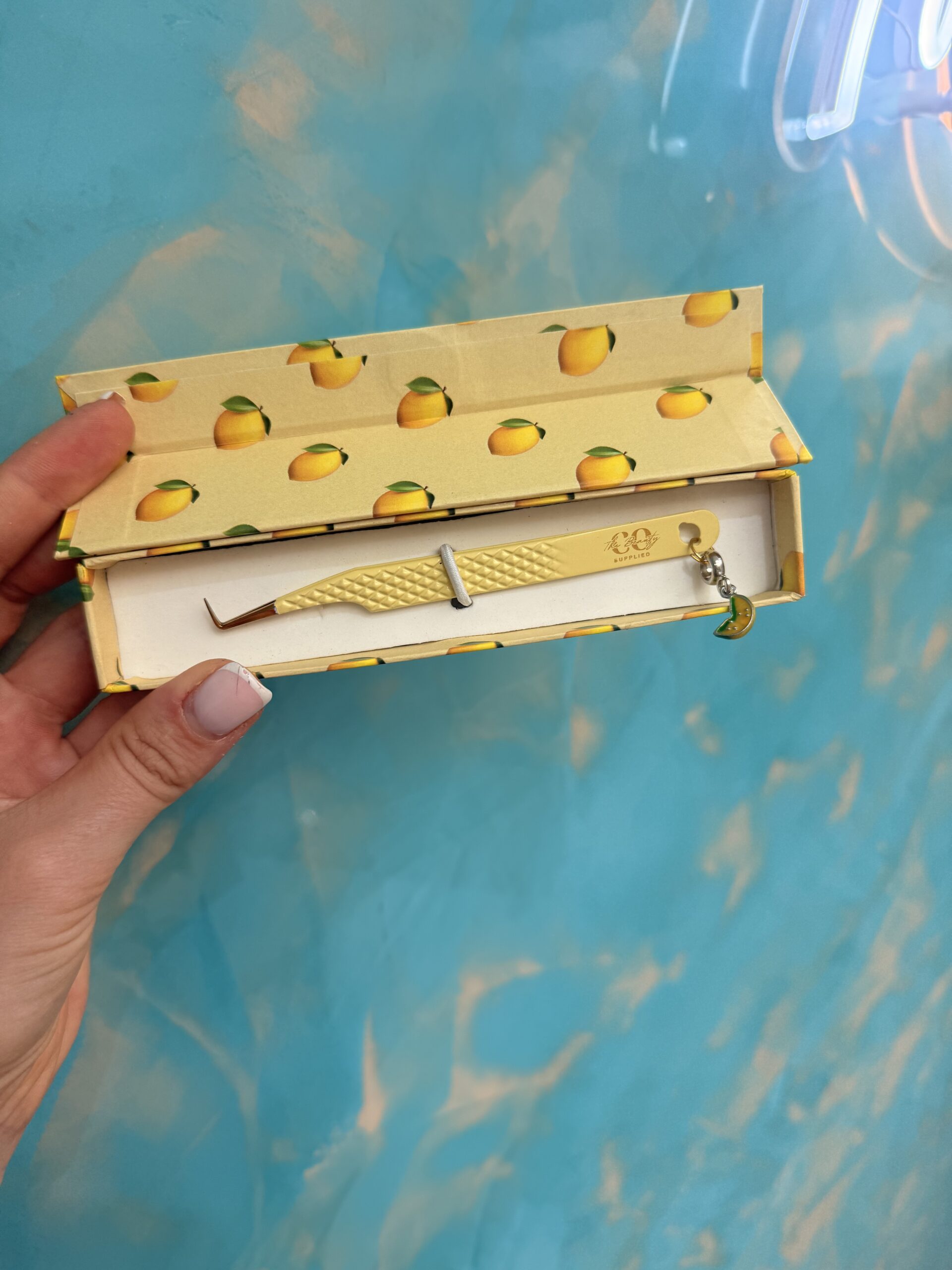 Lemon Fine Point 90 Degree Tweezers